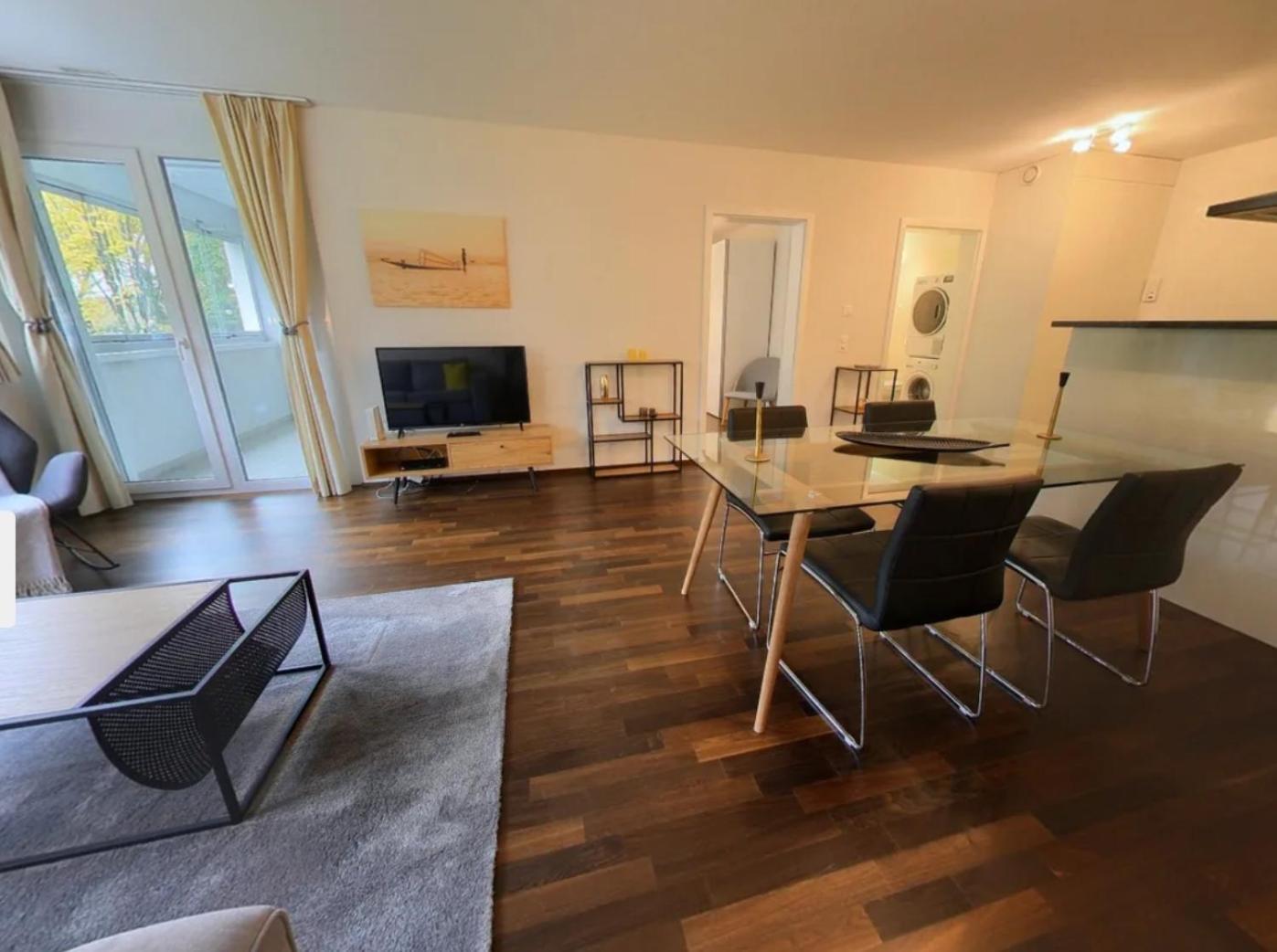 Relax And Recharge By The Lake! Modern Apartments, Ap26 Apartment