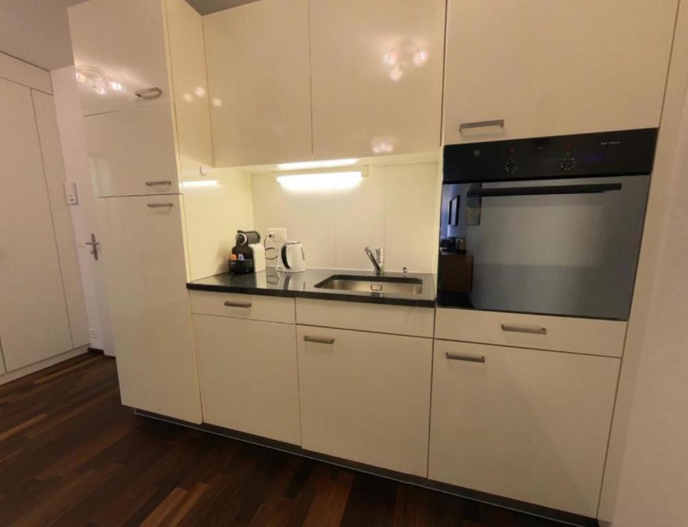 Apartment Relax And Recharge By The Lake! Modern Apartments, Ap26 *